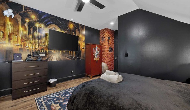 Storybook Suites | 4 Themed Rooms Near NC State & Lenovo ⭐ in Raleigh