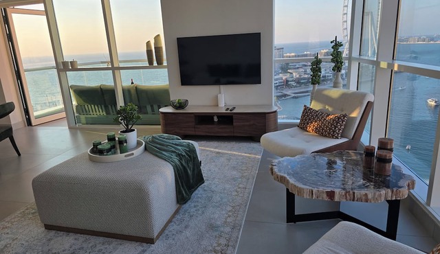 Beachfront, 250° view, private beach, high floor