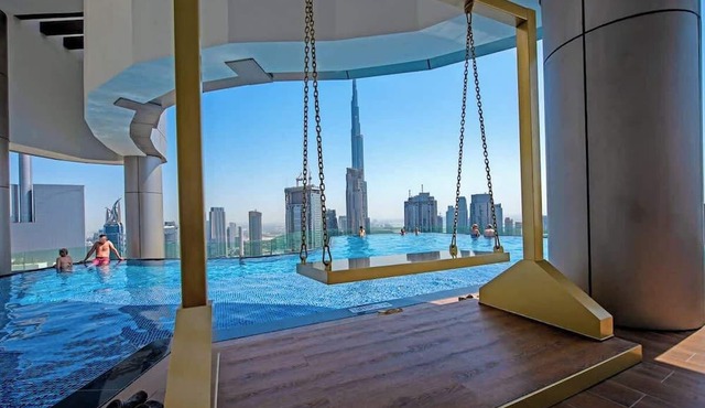 Free housekeeping visits during your stay - StayShort - Contemporary 2BR Apartment in Business Bay Ideal for 4