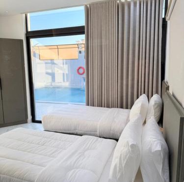 Sea Sands Villa