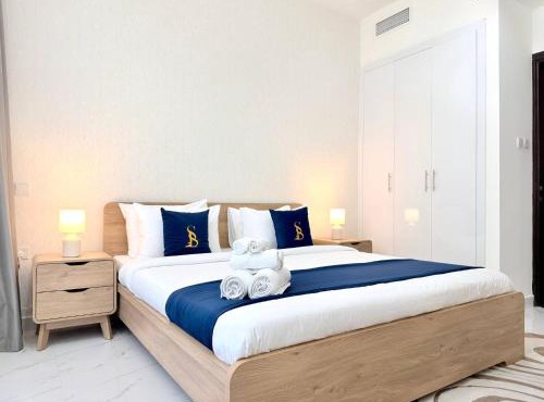 Amazing Location 2 Br & Maids - 6 sleeps Family