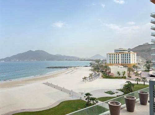 Luxury 2BR Khorfakkan Resort with Beach Access