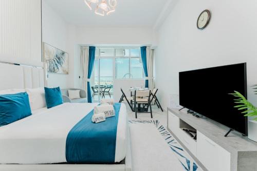PVH - Opalz by Danube - Pristine Studio with Private Pool near Miracle Garden