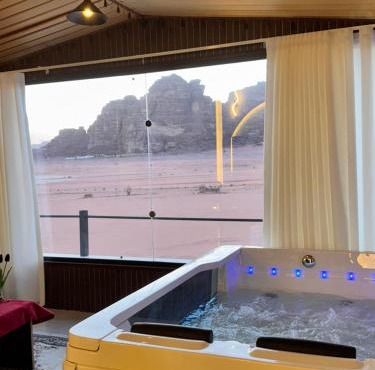 Wadi Rum Lana luxury camp