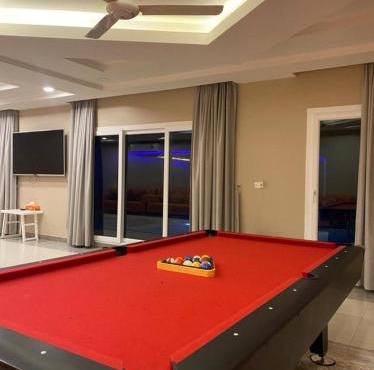 Rovana Chalet