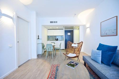 Trumpeldor 1 - Premium Beachfront Apartments By Vacay TLV