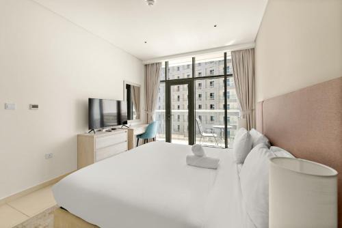 Stylish 1BR in Palm Jumeirah with Rooftop Pool