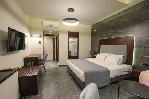 Tabar Hotel