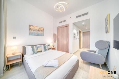 Spacious Azizi Riviera Studio