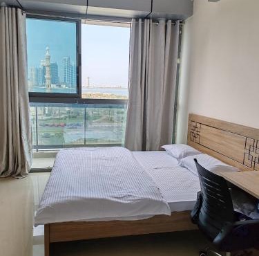 king bed room