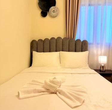 Elegant 2 BHK Apartment in Dubai near Airport