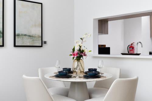 Maison Privee - Relaxed Yas living with Resort-Style Facilities