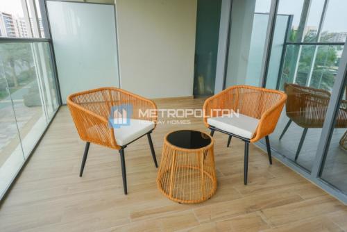 MCRE Modern 1 Bedroom in Raha loft 1