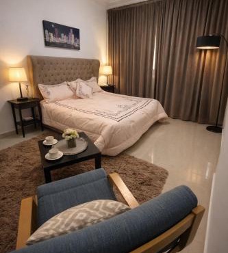 Panoramic Sea apartment & Skyline View Private Room