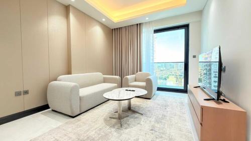 Cloud Tower 1br With Parking Pool Gym & Sports Facilities