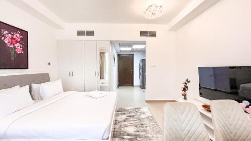 Sea View Studio apartment in Pacific Al Marjan Island