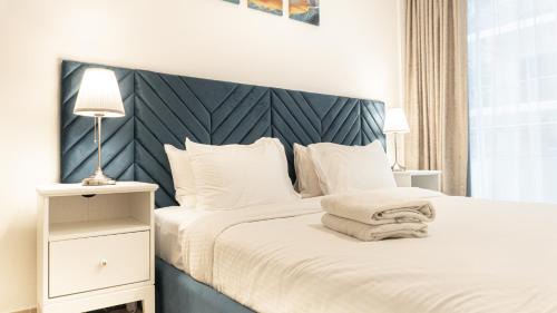 Elegant 1BHK Apartment with Courtyard View in Pacific Al Marjan Island