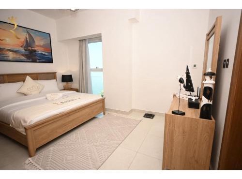 Chic 2BR Apartment - Al Raha Luxe Comfort Retreat