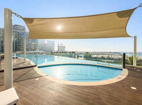 FIRST CLASS Studio Modern City Retreat