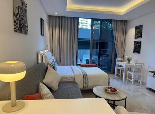 The Sterling 4 sleep with AC parking and pool