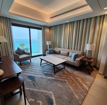 address beach resort Fujairah direct see view