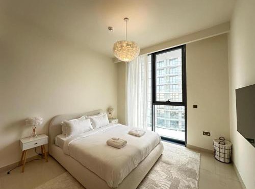 luxury 2 Bedroom Apartment by VB homes