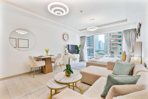 PVH - Chic Furnished Studio in JLT - Me Do Re