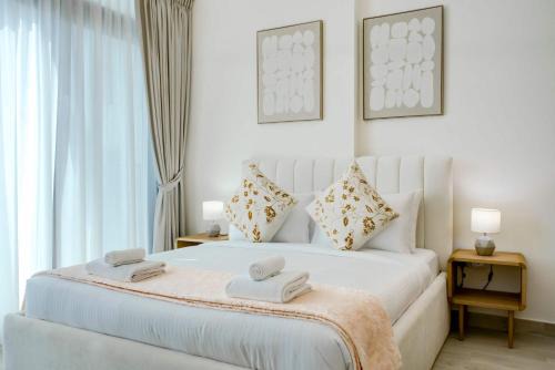 TRPS - Farhad Azizi, Al Jaddaf - Premium 1BR, Furnished with Pool View