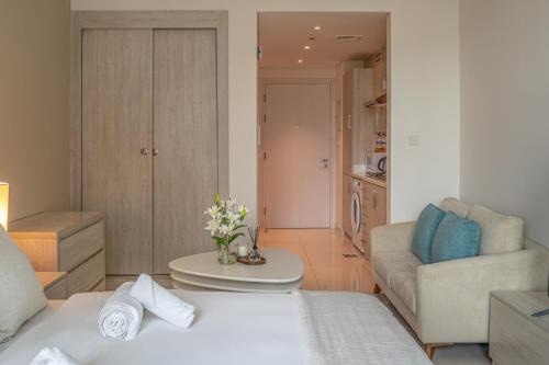 Seven Palm Jumeirah Studio - Private Beach Access