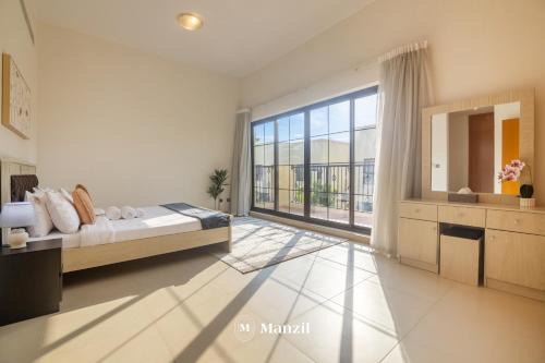 Manzil - 4BR Villa in Prime Location with Private Garden
