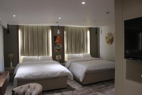 Azmal Hotel & Suites