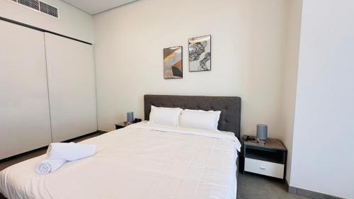 Upscale Studio Apartment Palm View with Big Balcony Free Parking by Belvilla