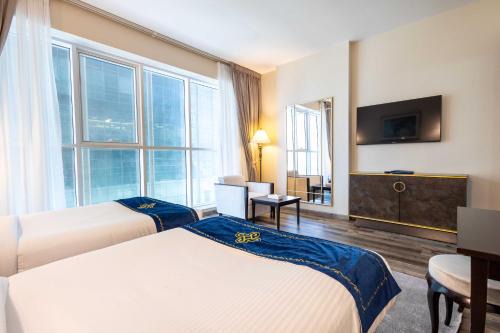 Luxury Stay in Al Nahda, Dubai