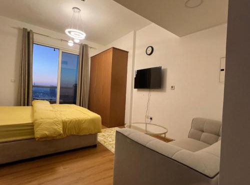 Dubai Sky Line View Apartment