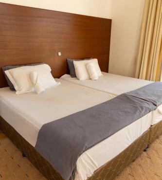 Private Room in Sur House