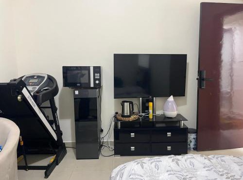 SHJ DXB Sunny Border Guesthouse