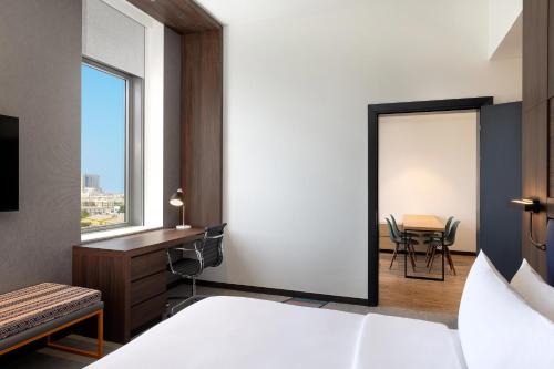 Aloft by Marriott Al Mina, Dubai