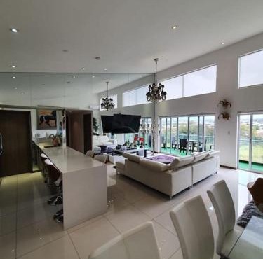 Penthouse with Amazing View - Luxury Condo in San José