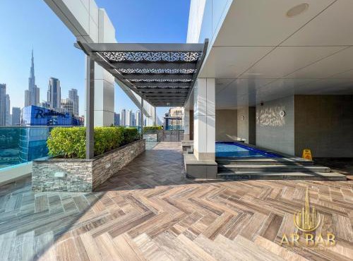 Arbab Homes Luxury 1BR- Stunning Water Canal Views - Near Dubai Mall & Burj Khalifa
