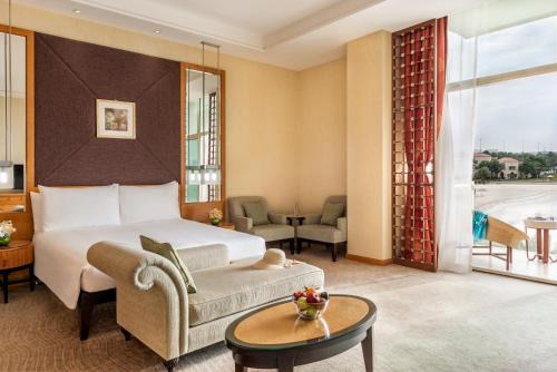 Al Raha Beach Resort & Spa