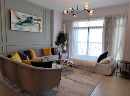 Ultimate Stay - Luxury 2BR Apartment with Iconic Burj Al Arab View from the Swimming Pool