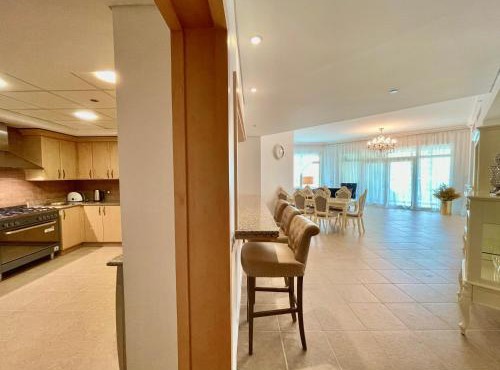 Luxury - Beachfront - Spacious Shoreline residences - 5 star private beach resort