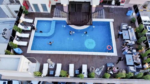 Royal View Hotel