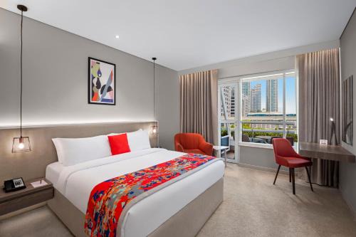 Leva Hotel and Suites, Opposite Downtown