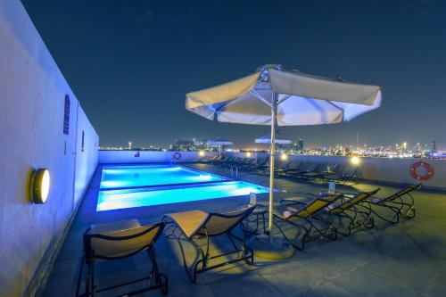 Premier Inn Dubai International Airport - An Emirates Group Company