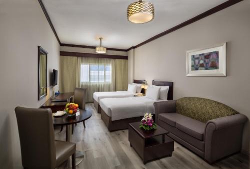 Savoy Crest Hotel Apartments