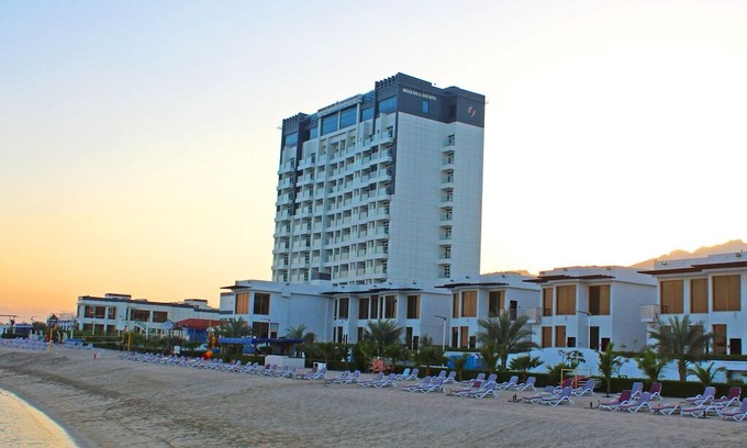 Al Kubus Hotel | Mirage Bab Al Bahr Beach Hotel
